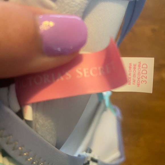 Victoria’s Secret bathing suit top - Picture 2 of 3